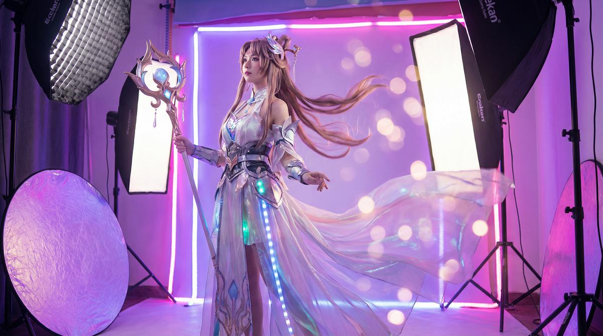 麻豆动漫cosplay视频